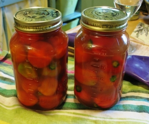 Habanero peppers canned